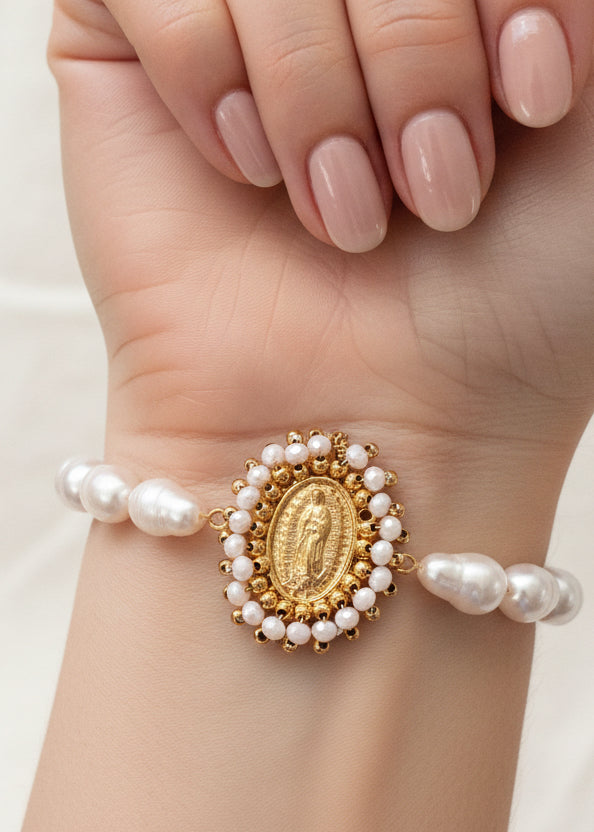 Pulsera Virgen de Guadalupe perla cultivada / Chapa de Oro 14k