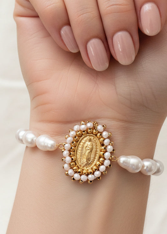 Pulsera Virgen de Guadalupe perla cultivada / Chapa de Oro 14k