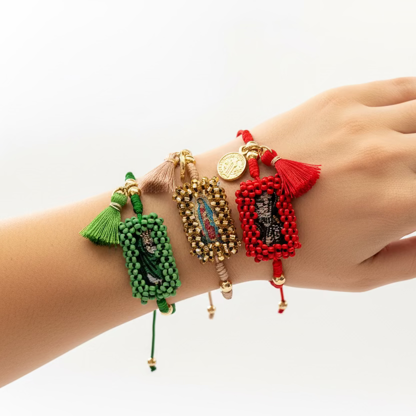 Pulsera Escapulario de hilo / Chapa de Oro 14k